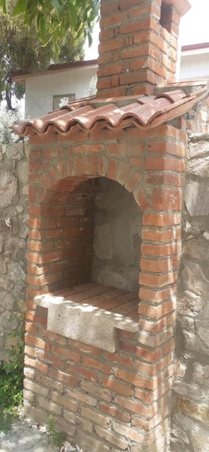 Ayvalik Pansiyon Екстериор снимка