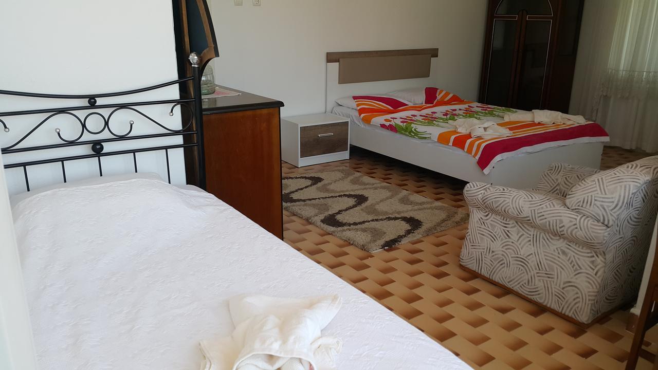 Ayvalik Pansiyon Екстериор снимка